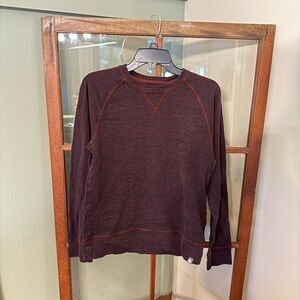 The North Face Crewneck Long-sleeve